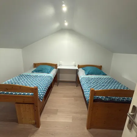 A 10 Minutes Futuroscope 度假居 *